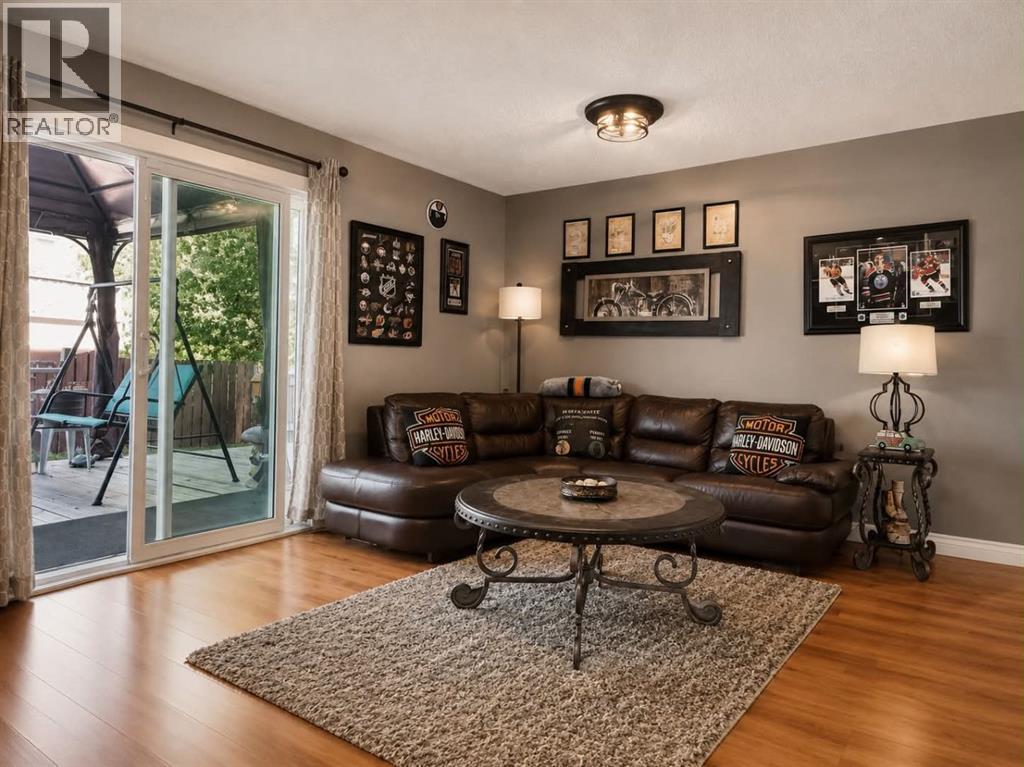 11002 Hoppe Avenue Property Photo 4