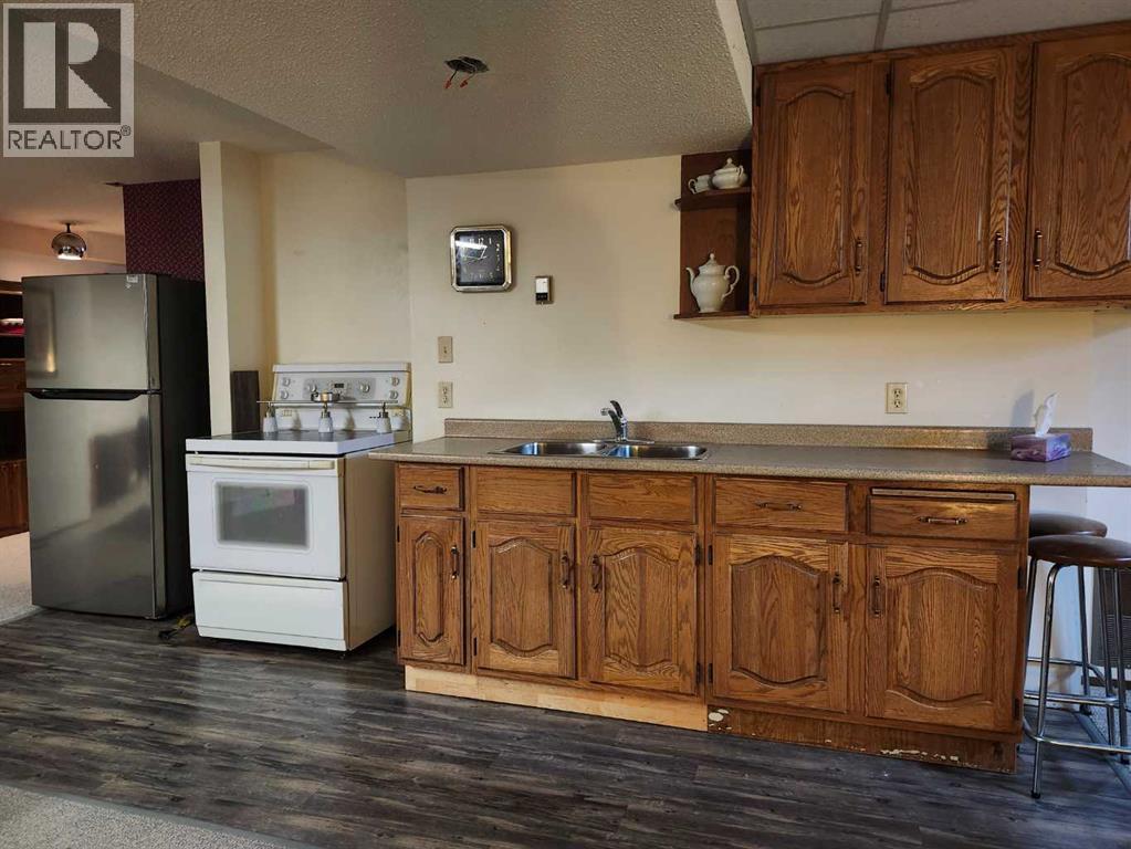 31 Larch Avenue Property Photo 27