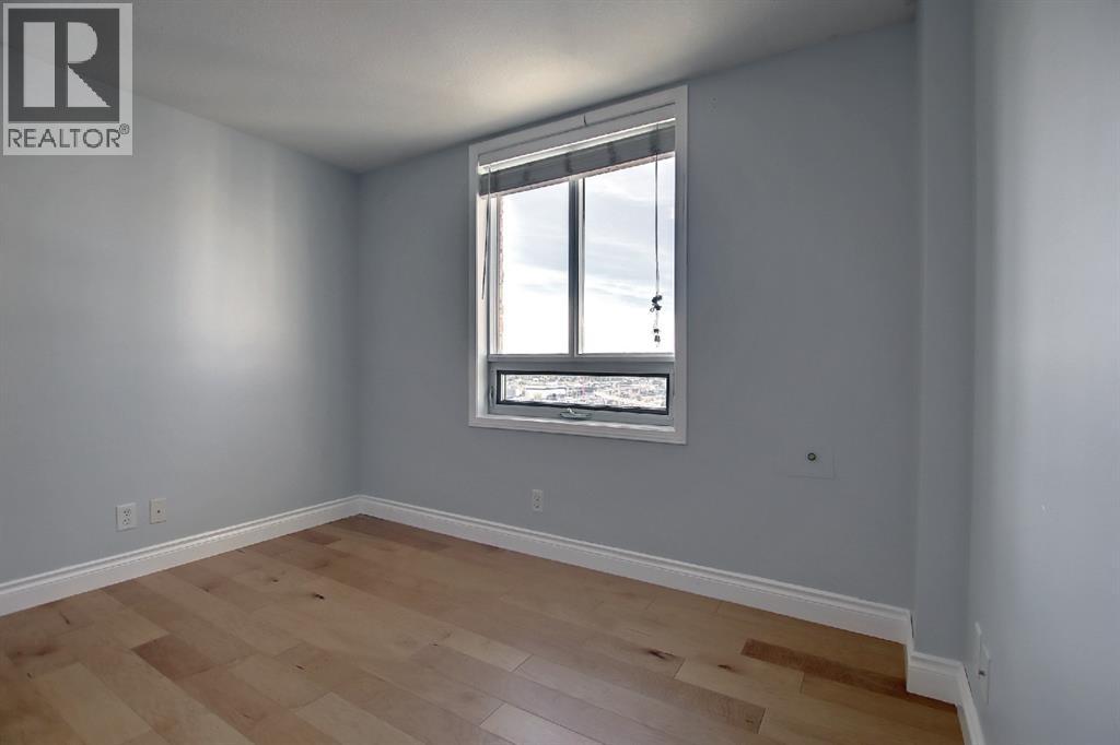 683 10 Street Southwest Property Photo 18