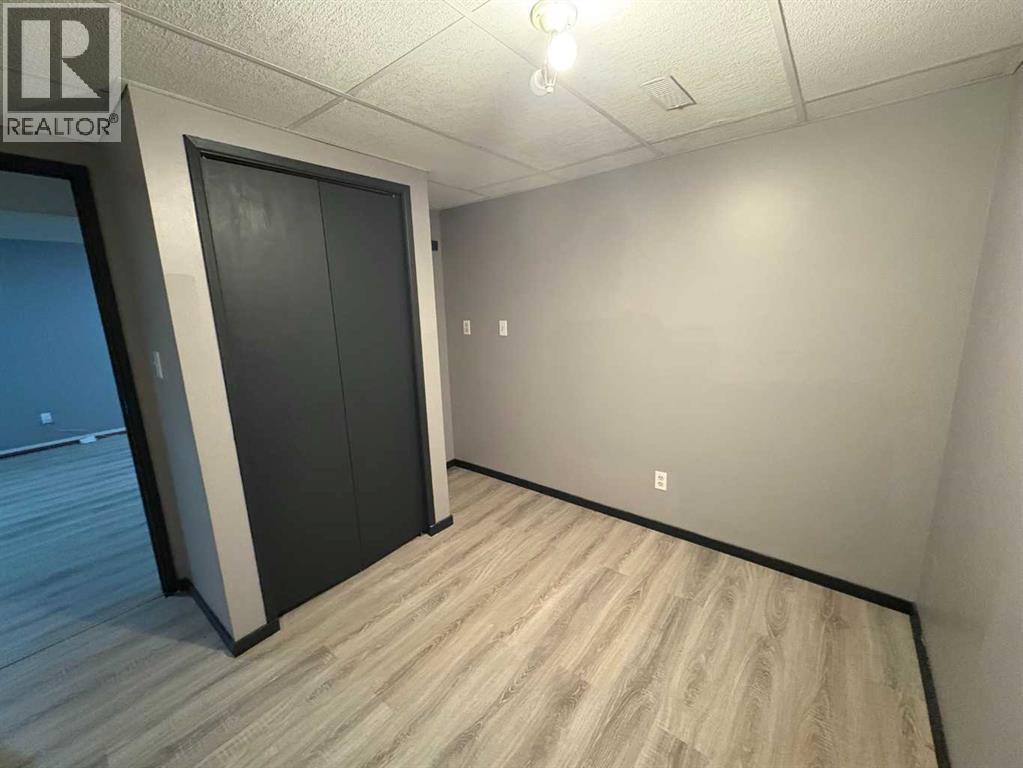 5602 47 Avenue W Property Photo 22