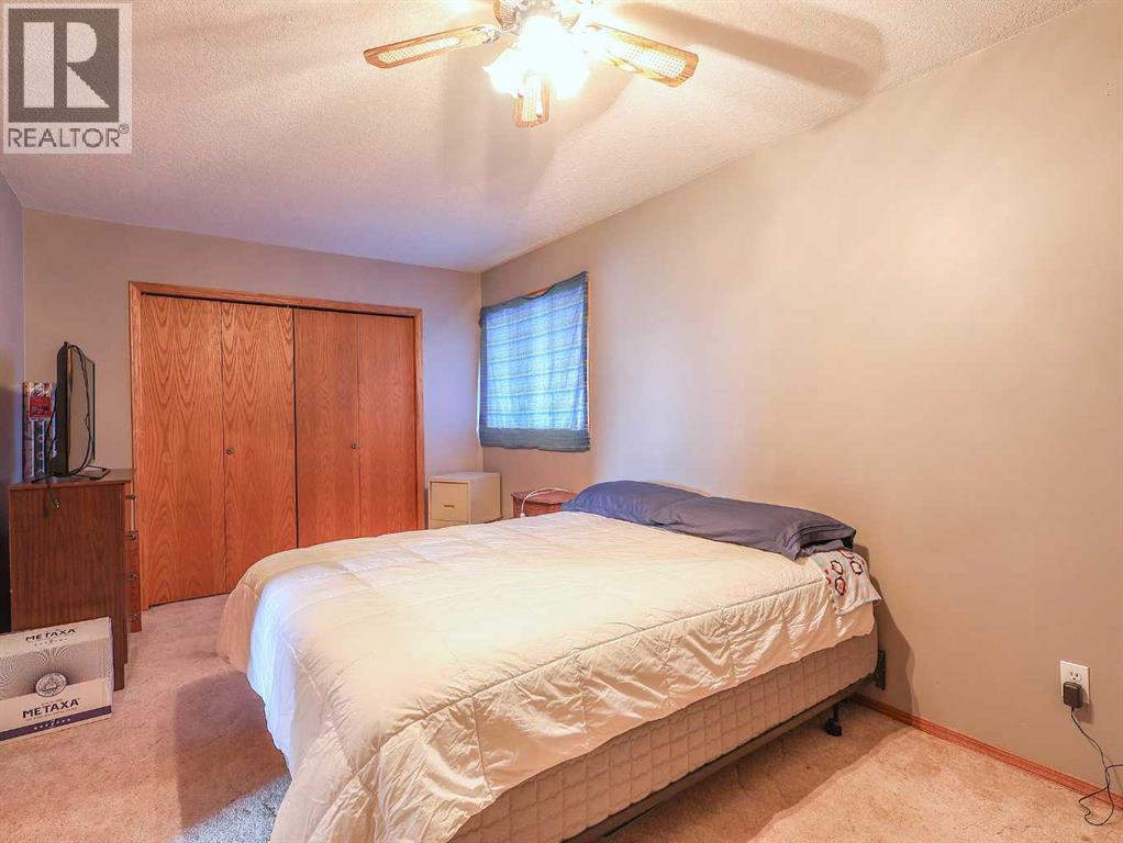 4905 82 Street Property Photo 15