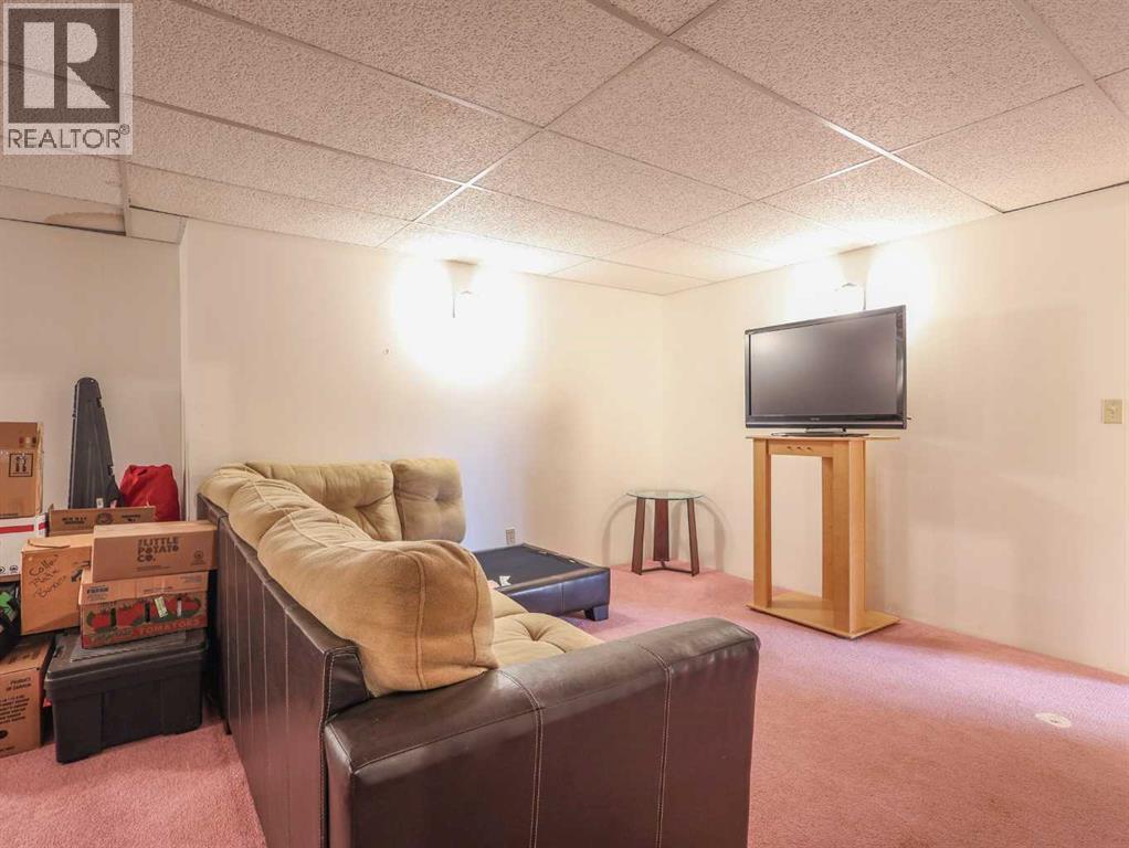4905 82 Street Property Photo 21