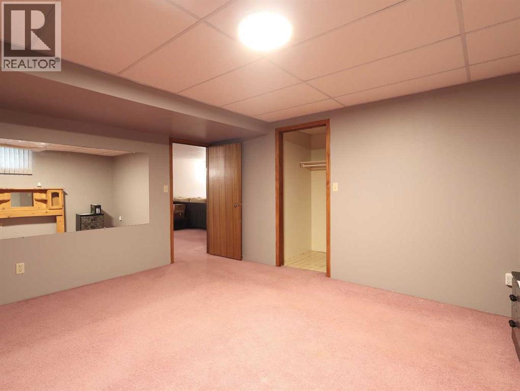 4905 82 Street Property Photo 25
