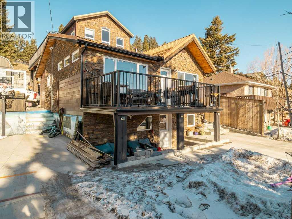 6501 22 Avenue Property Photo 1