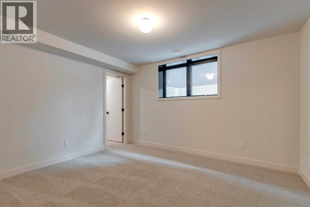 3423 23 Street Nw Property Photo 32
