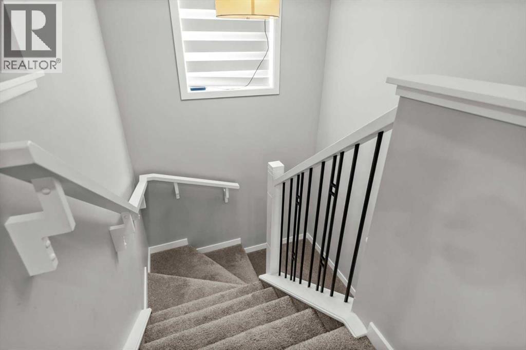243 Silver Spruce Grove Sw Property Photo 14