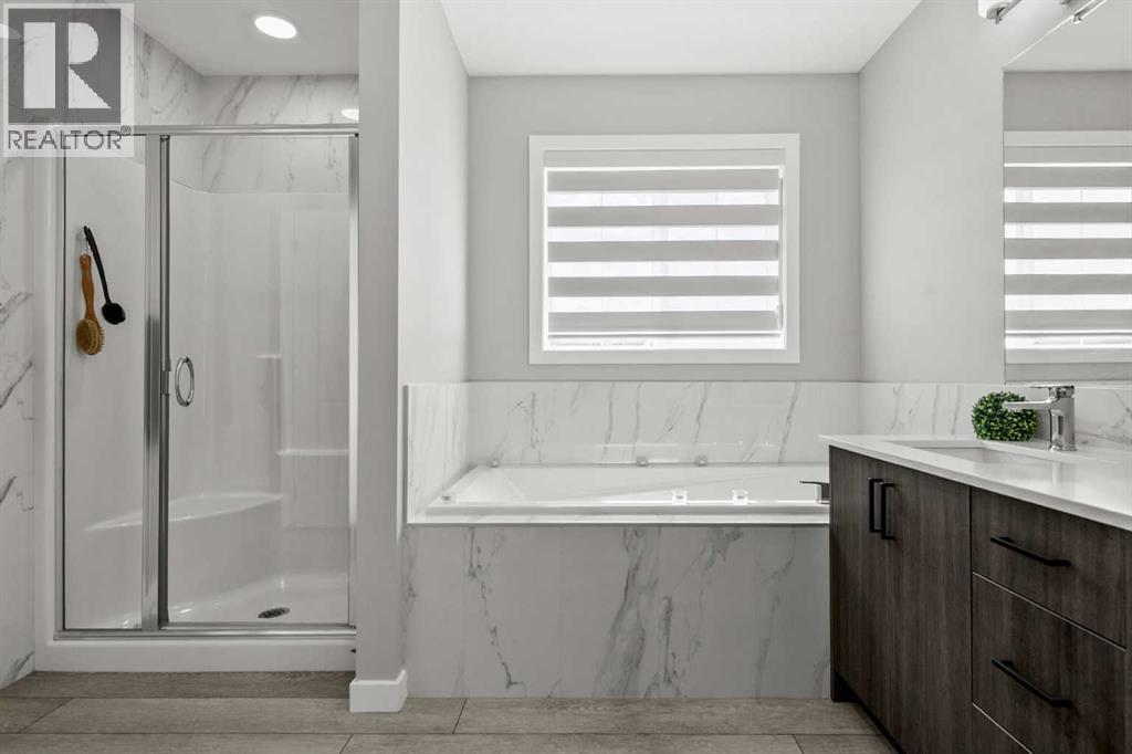 243 Silver Spruce Grove Sw Property Photo 21