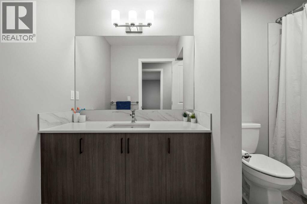 243 Silver Spruce Grove Sw Property Photo 24