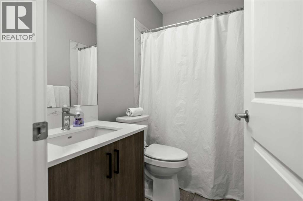 243 Silver Spruce Grove Sw Property Photo 31