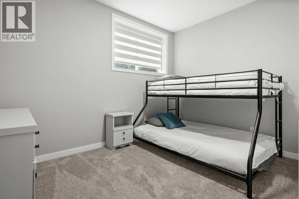 243 Silver Spruce Grove Sw Property Photo 33