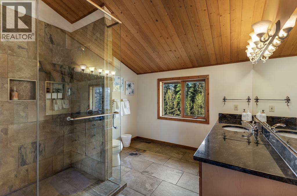 162004 1315 Drive W Property Photo 14