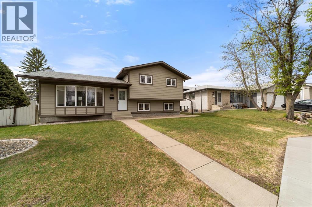 6121 39 Avenue Photo de la propriété 1