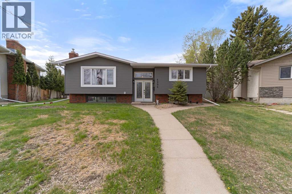4206 62 Street Property Photo 1