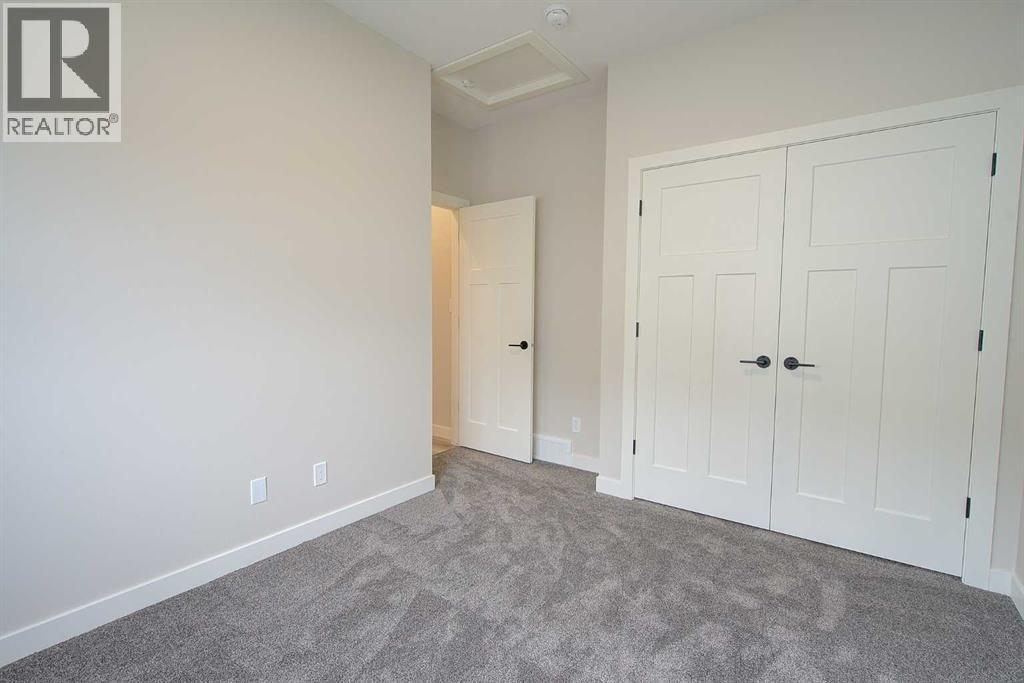 20 Ian Way Property Photo 15
