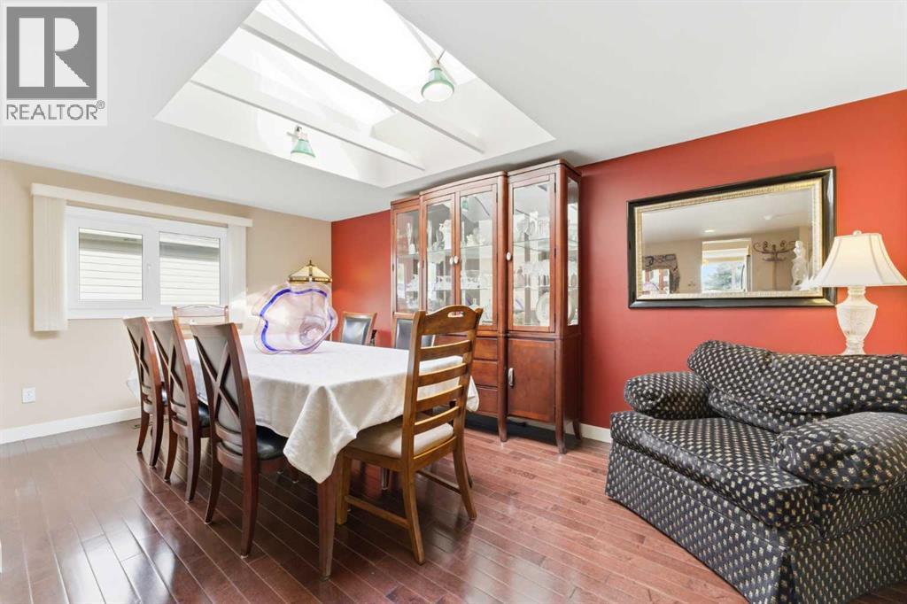 322191 135 Street W Property Photo 8