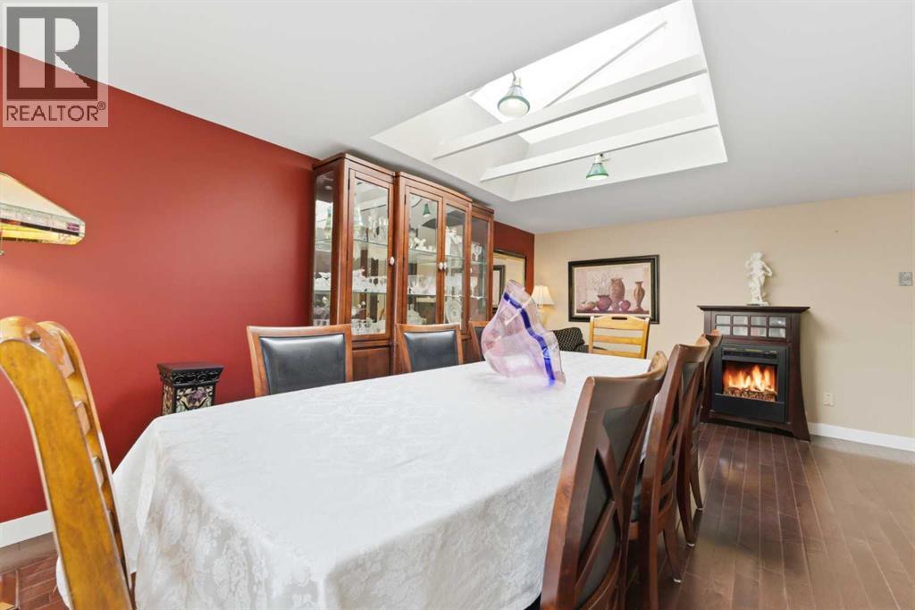 322191 135 Street W Property Photo 9
