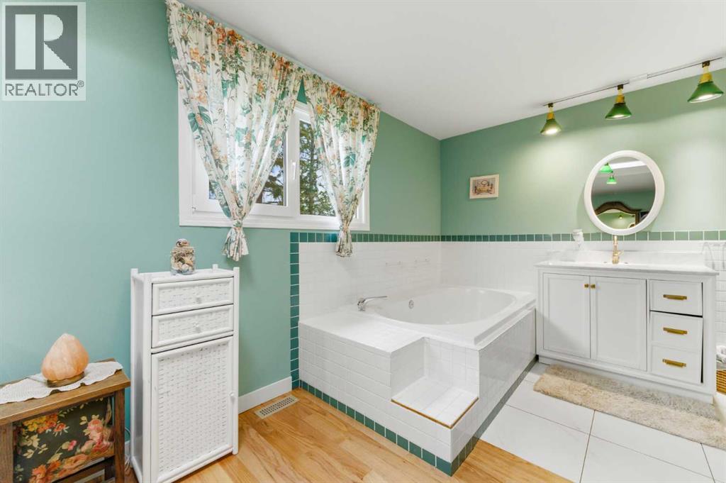 322191 135 Street W Property Photo 30