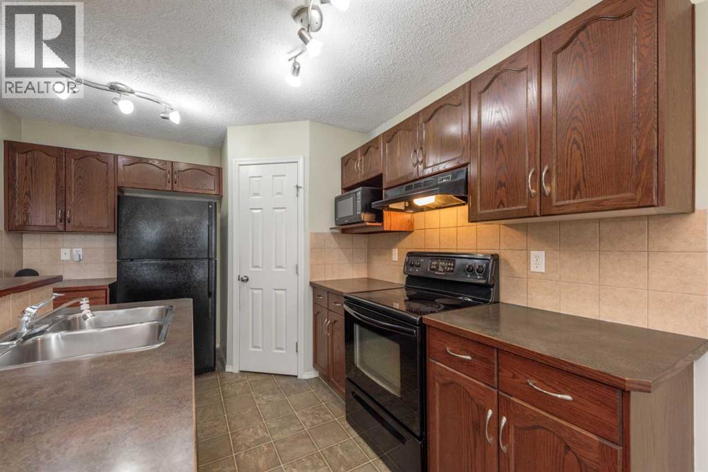 276 Taralake Terrace Ne Property Photo 3