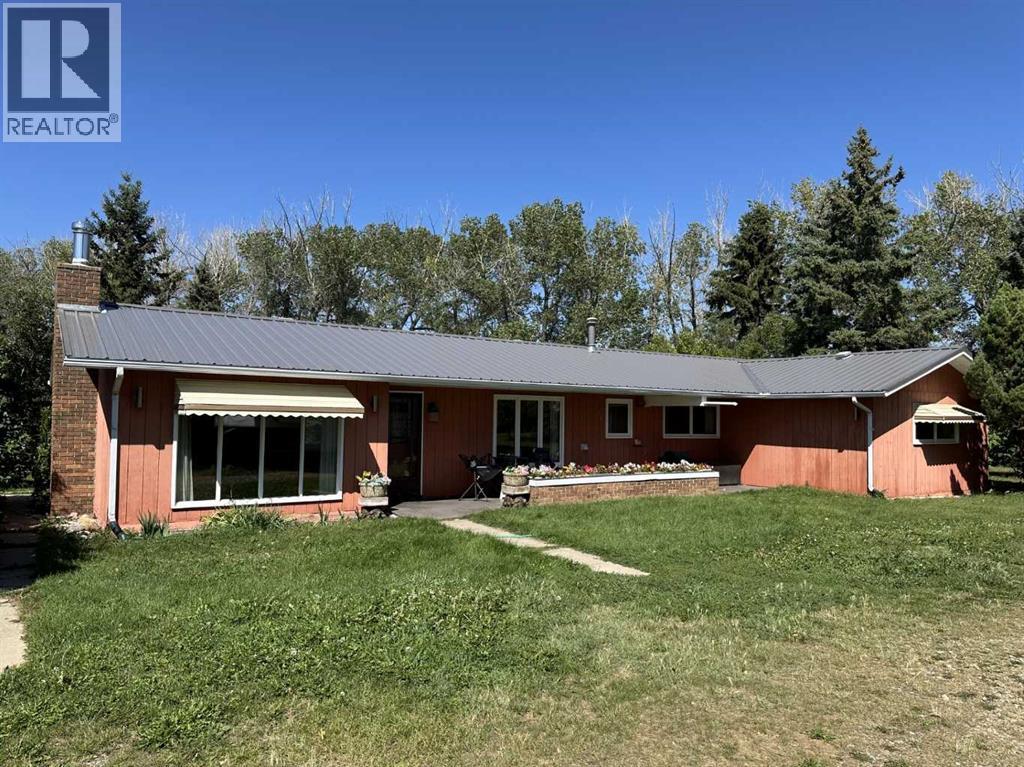 32276 Highway 2 A Property Photo 1