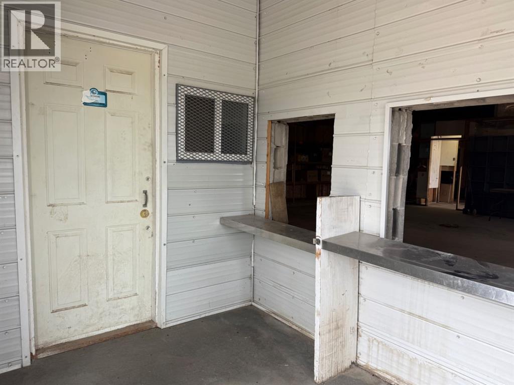 5413 College Drive Property Photo 12