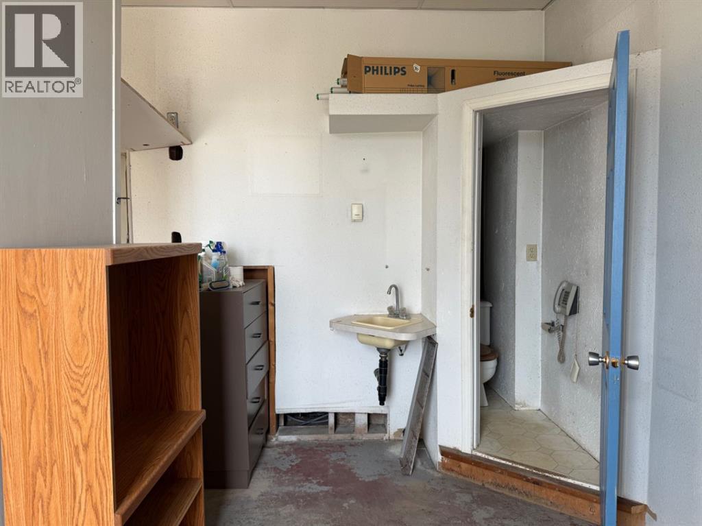 5413 College Drive Property Photo 17