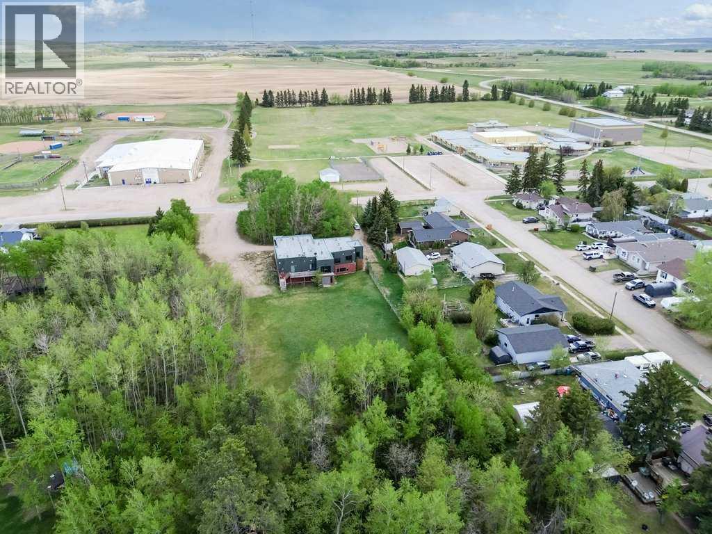 1810 25 Avenue Property Photo 6