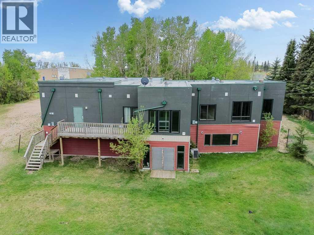 1810 25 Avenue Property Photo 10