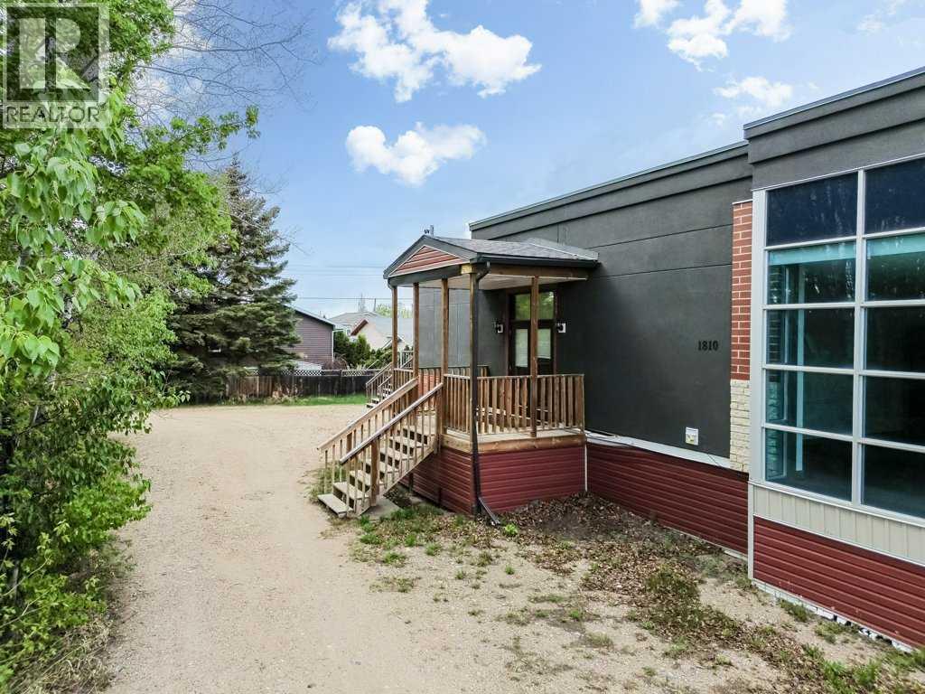 1810 25 Avenue Property Photo 19