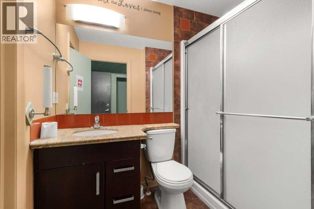 1810 25 Avenue Property Photo 24