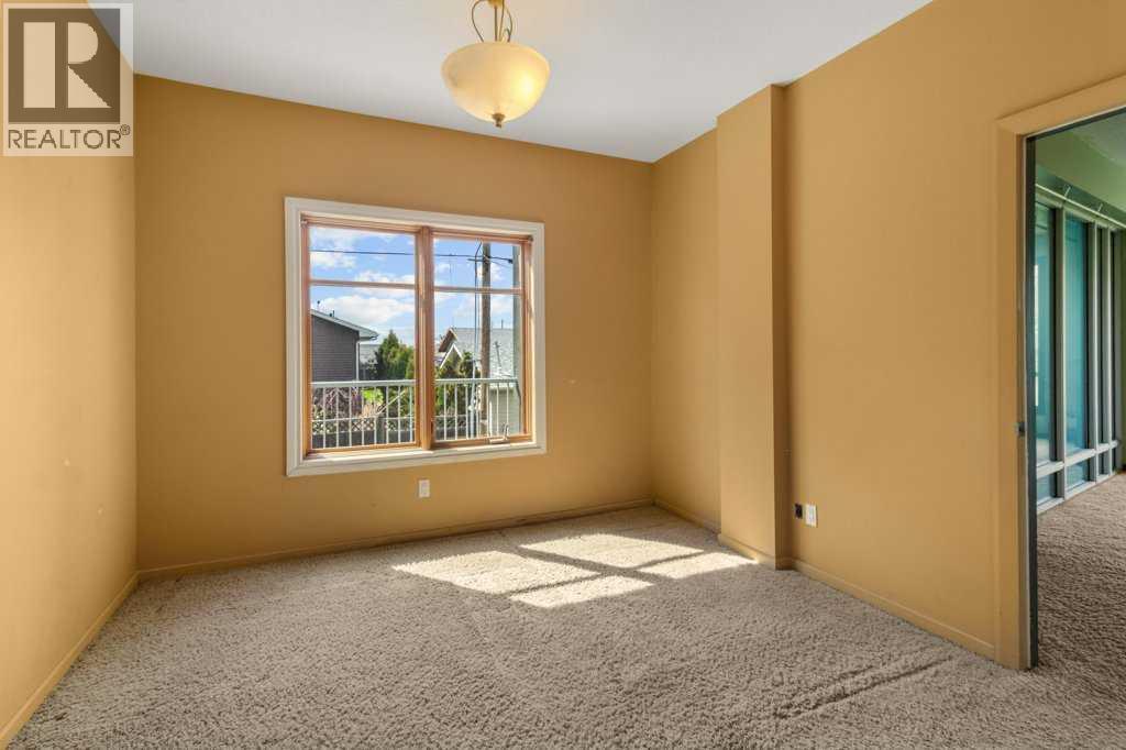 1810 25 Avenue Property Photo 30