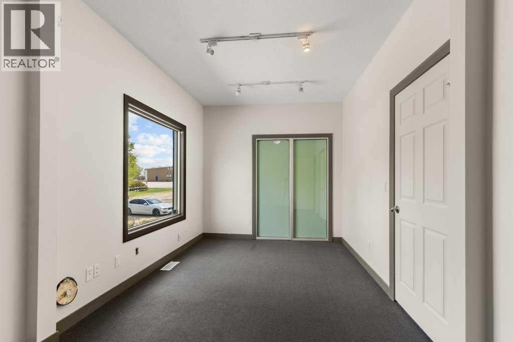1810 25 Avenue Property Photo 39