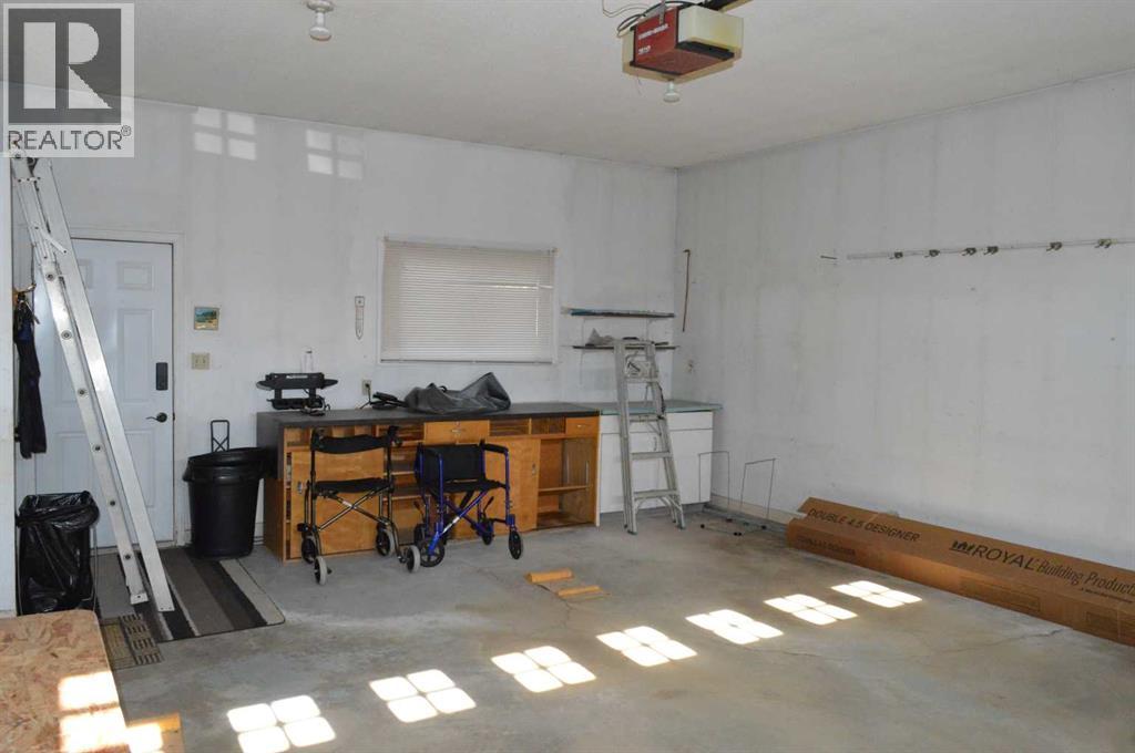 4826 58 Street Property Photo 13