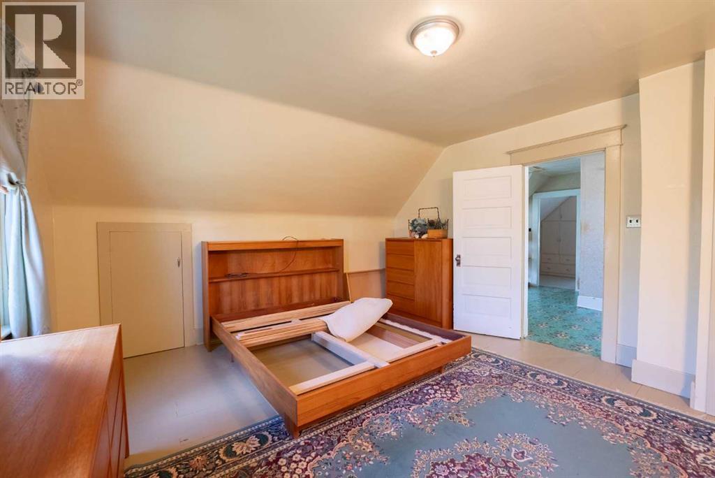 5 4 Street Property Photo 26