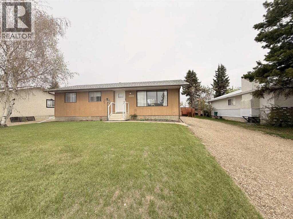 4804 47 Avenue Property Photo 1