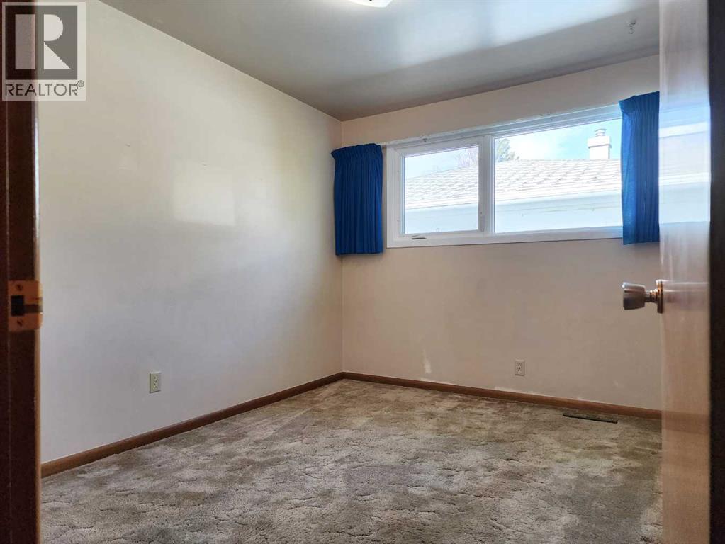 1405 13 Avenue N Property Photo 16