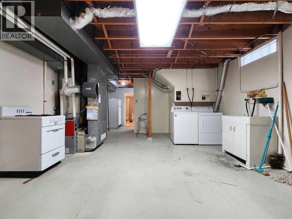 1405 13 Avenue N Property Photo 34