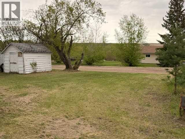 5116 48 Street Property Photo 14
