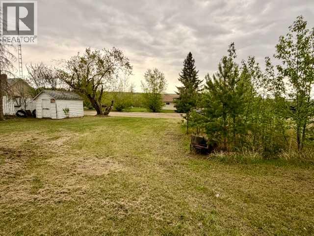 5116 48 Street Property Photo 15