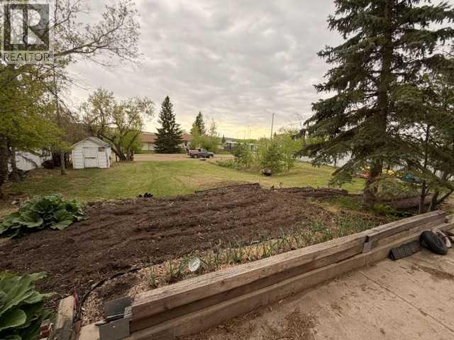 5116 48 Street Property Photo 21