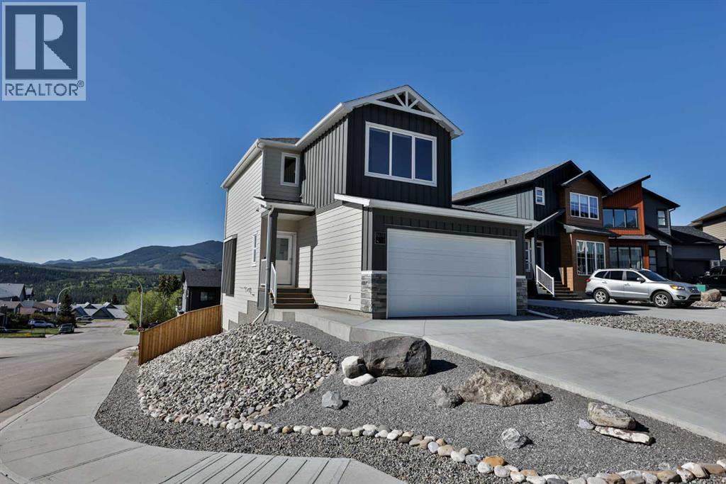 8618 25 Avenue Property Photo 1