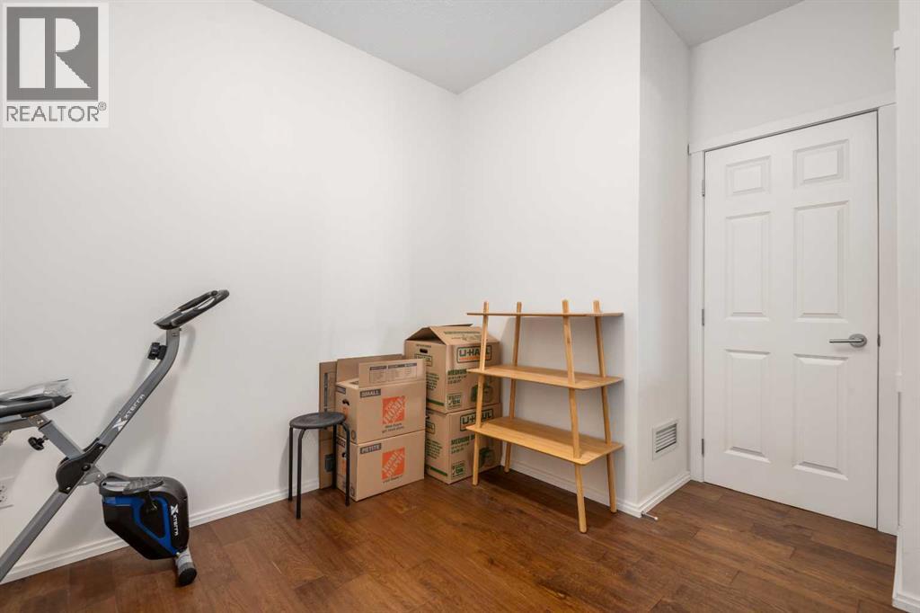 279 Copperpond Common Southeast Property Photo 15