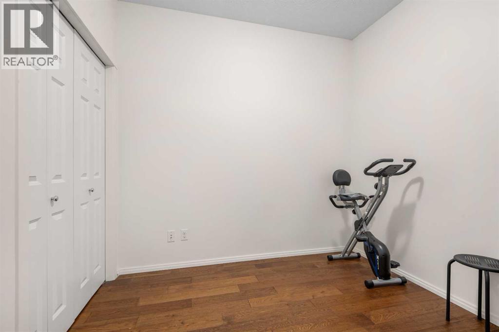 279 Copperpond Common Southeast Property Photo 16