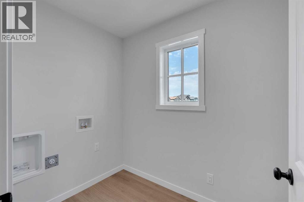 76 Heirloom Drive Se Property Photo 37