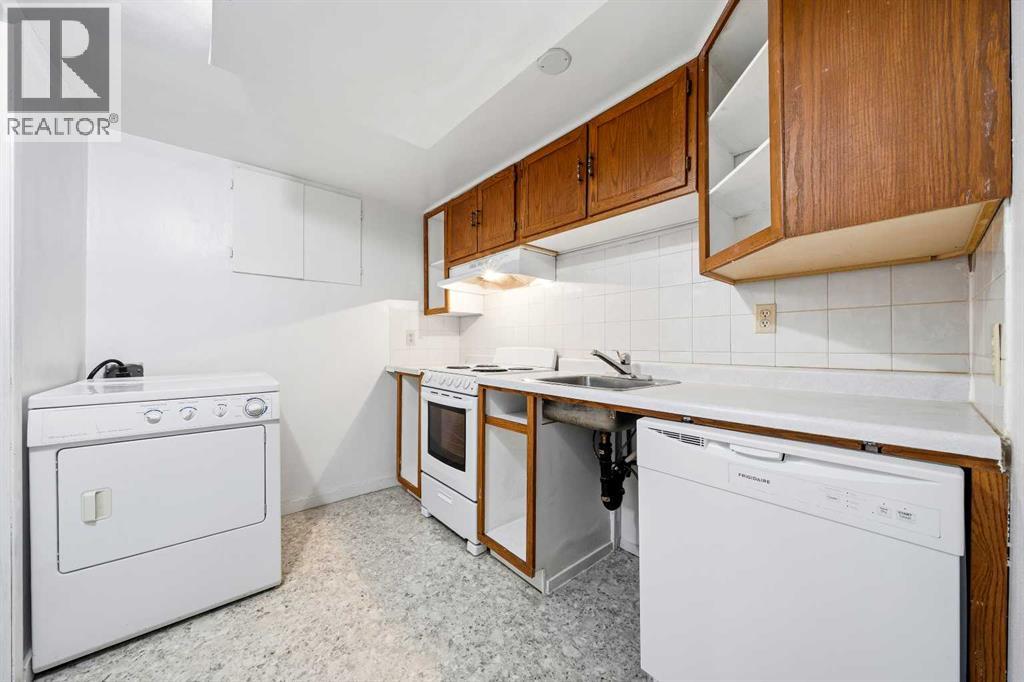 14 Radcliffe Crescent Se Property Photo 22