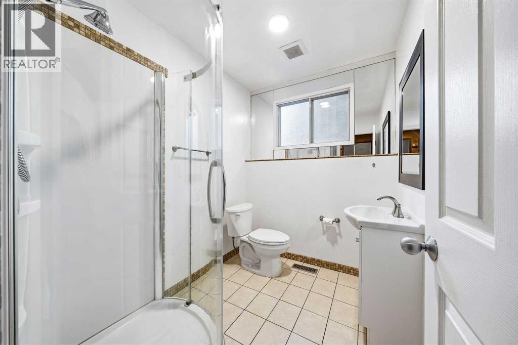 14 Radcliffe Crescent Se Property Photo 28