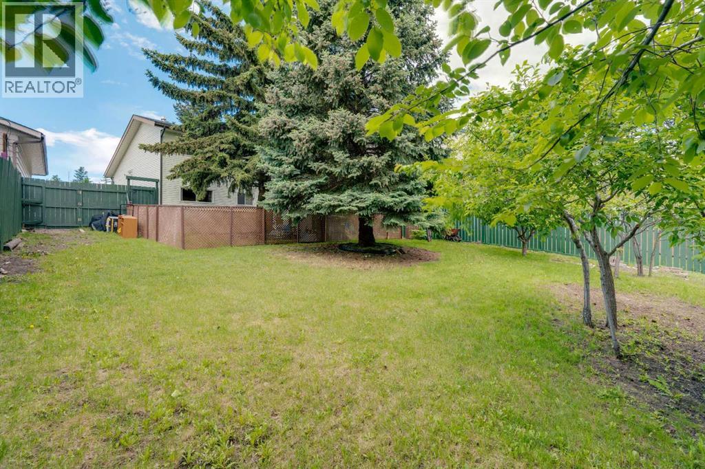 14 Radcliffe Crescent Se Property Photo 32