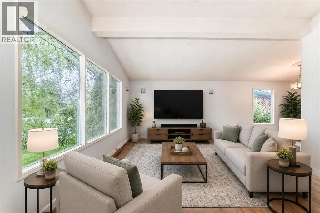 544 Penworth Way Se Property Photo 3