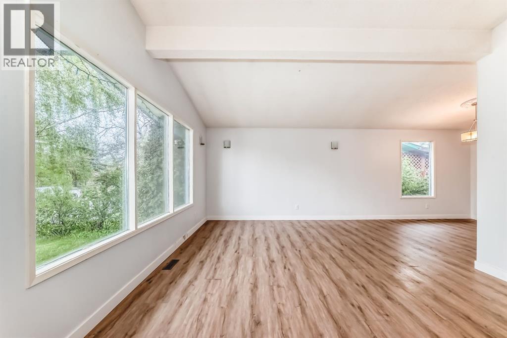 544 Penworth Way Se Property Photo 4