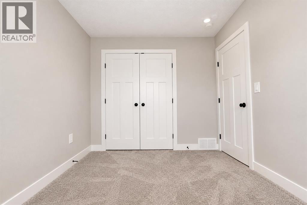 10227a 149 Avenue Property Photo 20
