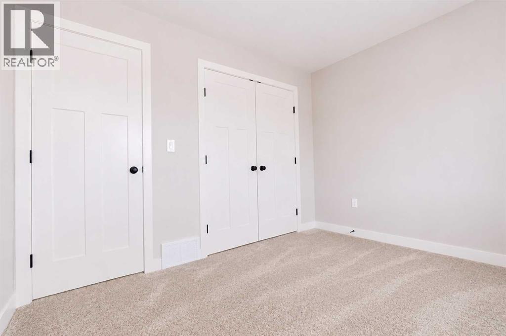 10227a 149 Avenue Property Photo 23